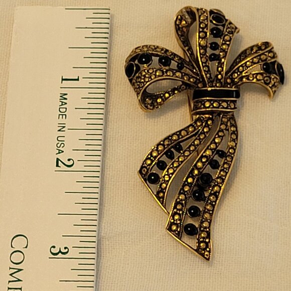 Vintage Gold Tone & Black Ribbon Brooch - Picture 4 of 10